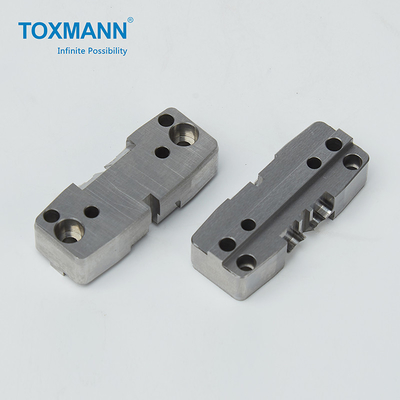 Suku Cadang Mesin CNC Baja NAK80 Antiwear Toleransi Presisi Tinggi 0,01mm