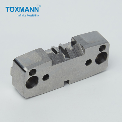 Suku Cadang Mesin CNC Baja NAK80 Antiwear Toleransi Presisi Tinggi 0,01mm