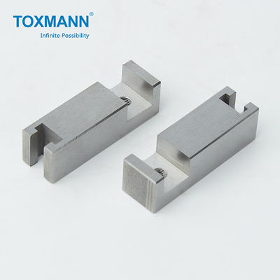 Toleransi 0,01mm Logam Bagian Mesin CNC Bahan S316 Serbaguna