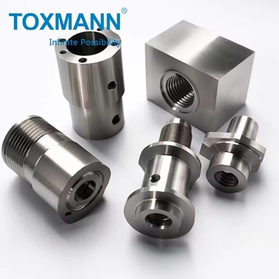 OEM High Precision Metal CNC Milling Drilling Machining Service Custom Lathe CNC Machining untuk Kuningan dan Aluminium Pa