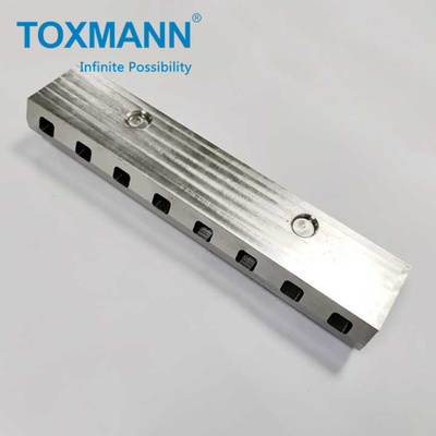Bagian cetakan presisi / komponen cetakan otomatis dengan mesin EDM Slide Mold Side Base Rails untuk sistem Hot Runner