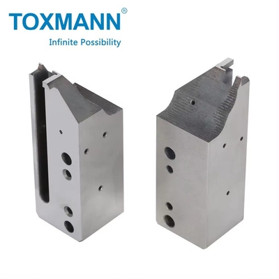 Precision CNC Machined Steel Auto Parts Disesuaikan Drive dan PTO blok untuk Traktor dengan logam mulia