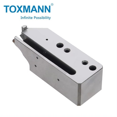 Precision CNC Machined Steel Auto Parts Disesuaikan Drive dan PTO blok untuk Traktor dengan logam mulia